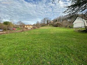 Terrain 1 912 m² Figeac
