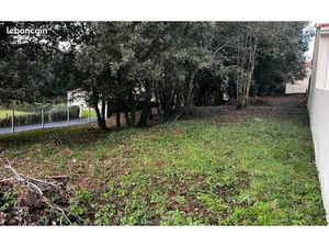 Terrain 760 m² Meschers Sur Gironde