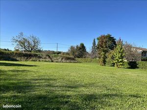 Terrain 1 500 m² Meyronne