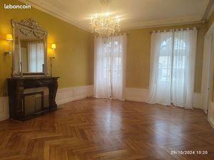 Propriété 12 pièces 400 m²