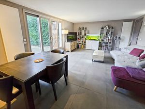 Maison L Hay Les Roses 5 pièce(s) 103 m2