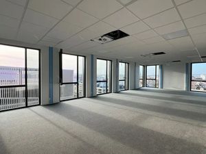 Bureaux neufs – Proche Gare Centre & TGV – Accès autoroutes