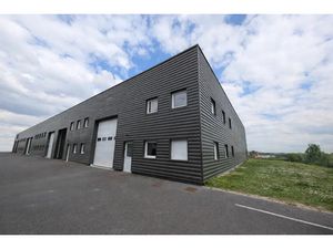 A Vendre - Cellule Activités - 360 m² - Croix Blandin
