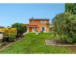 Maison à vendre à Jonage - 6 pièces  4 chambres  jardin spacieux