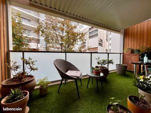 Bordeaux Maritime – Appartement 5 pièces lumineux de 95 m² avec balcons