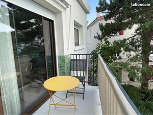 Joli T2 Royan terrasse parking garage proche des plages casino