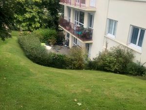 Appartement T4 dans joli parc arboré