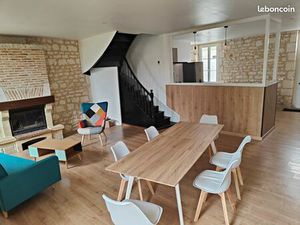 Maison - 7 pièces - 140m²