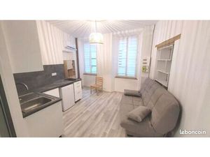 Beau Studio Meublé rénové DPE C