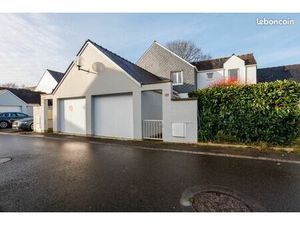 Pavillon T3 - SAINT AUBIN DU CORMIER - 73m²