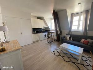 Duplex hyper centre meublé