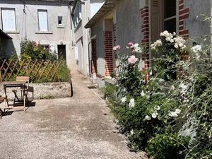 Immeubles avec cours et 4 appartements