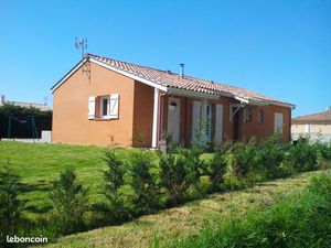 Villa T4 de 97m² habitable spacieuse avec jolie dépendance au calme à Castelmayran