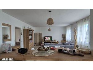 Maison individuelle avec jardin