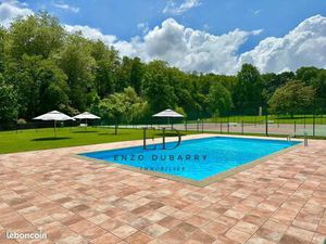 Appartement 6 pièces 175 m²