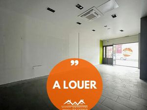 Local 90 m² Commercy