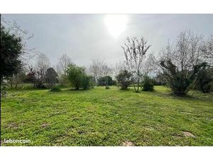 Terrain 1 900 m² Montauban