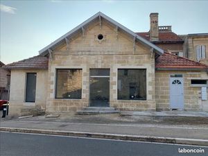 Immeuble 592 m² Montagne