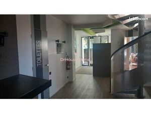 Bureaux 592 m² brives charensac
