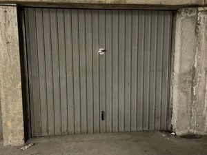 Garage box 11m2 quartier Saint Pasquier