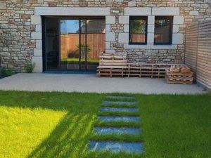 Maisonnette T3 meublée avec jardin