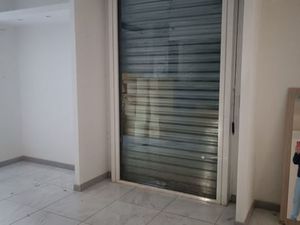 Local commercial ou bureaux face mairie annexe ouest