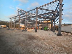 Local artisanal / commercial