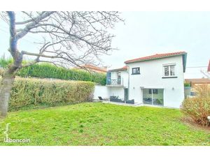 Maison 5 pièces 122 m²