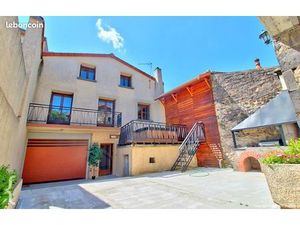 Maison 9 pièces 237 m²