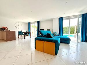 Maison 102 M2 avec piscine