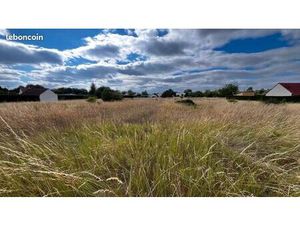 Terrain 2 885 m² Thesee