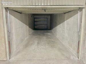 Box garage stationnement 27 m2
