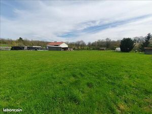 Terrain 2 018 m² Rochechouart