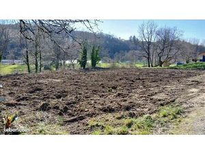 Terrain 1 386 m² Saint Victurnien