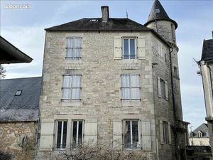 Immeuble 268 m² Cressensac Sarrazac