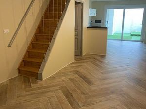 Maison de ville avec cours