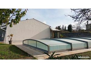 Maison plain-pied 150 m2 sur terrain 1301 m2