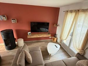 Maison plain-pied avec piscine