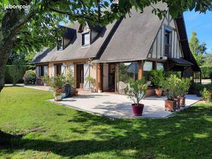 Propriété 76840 Hénouville Centre Village - 177M2- 8 pièces