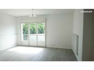 T1 bis 30m2 tbe + cave +pking proche metro