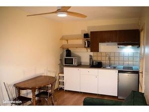 Studio meublé refait à neuf – Caluire-et-Cuire – Parking inclus