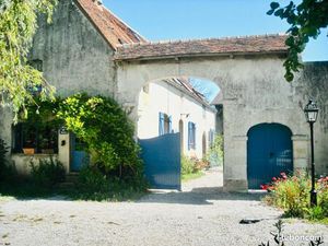 Maison d’hôtes de charme sur 7000m2 de terrain Argentan Normandie