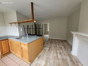 T2 30m2 non meublé bon état centre proximité facultés