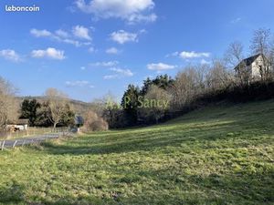 Terrain 1704 m² CHAMBON SUR LAC
