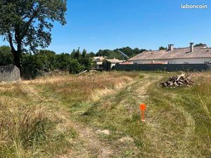 Terrain 550 m² Le Poire Sur Vie