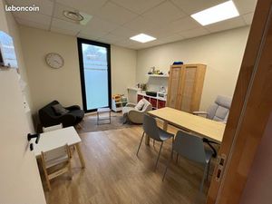 Location bureau paramédical