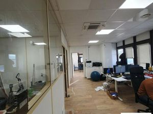 Bureaux 101 m²
