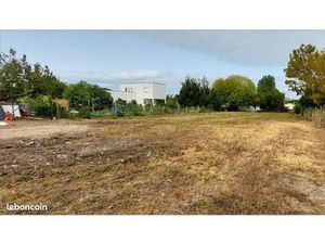 Terrain 1 043 m² La Tremblade