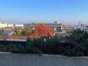 Chartrons T2 42 5m2 terrasse 33m2