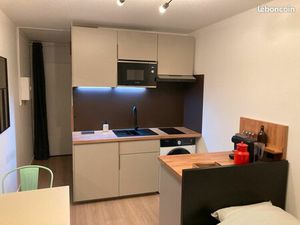 Studio meuble 17m2 avec parking